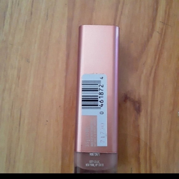 NEW COVERGIRL COLORLICIOUS LIPSTICK - Picture 4 of 5